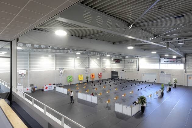 ALMERE A vaccination location of the GGD It is relatively quiet at the vaccination locations, although there are enough coronavaccines available Fewer people than expected make an appointment to be vaccinated ANP ROBIN VAN LONKHUIJSEN  Copyright: xHollandsexHoogtex xxANPx x429780211x