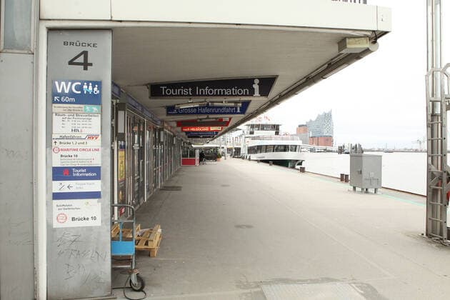 The almost deserted jetties at the Landungsbrücken during the lockdown Altona Hamburg