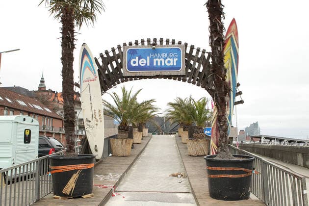 The beach club HAMBURG del Mar at Hamburg harbour Altona Hamburg closed during the lockdown