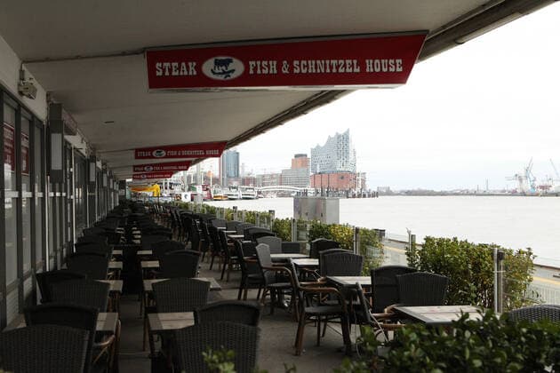 Gastronomy closed during the lockdown at the Port of Hamburg Altona Hamburg