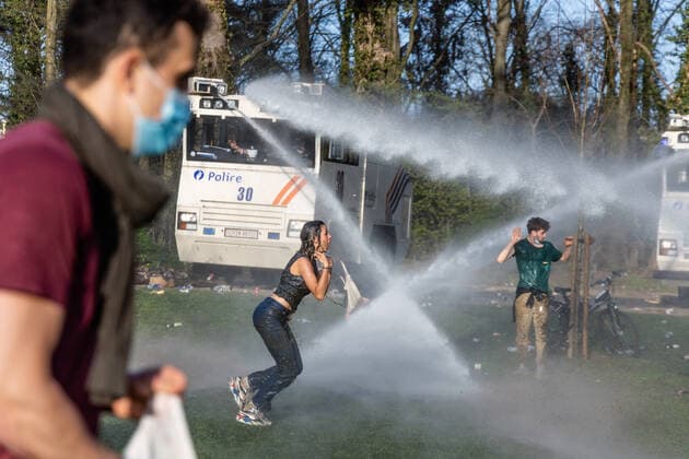 April 1, 2021, Brussels, Belgium: Protest against sanitary measures and wild party called La Boum in Brussels, social distancing was rarely respected and the wearing of masks also, a lot of tension and violence between police and demonstrators. Brussels Belgium - ZUMAb331 20210401_zaf_b331_035 Copyright: xArnaudxBrianx