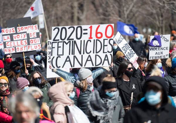 April 2, 2021, Montreal, PQ, Canada: People take part in a demonstration to highlight violence against women in Montreal, Friday, April 2, 2021. Montreal Canada  - ZUMAc35_ 20210402_zaf_c35_045 Copyright: xGrahamxHughesx