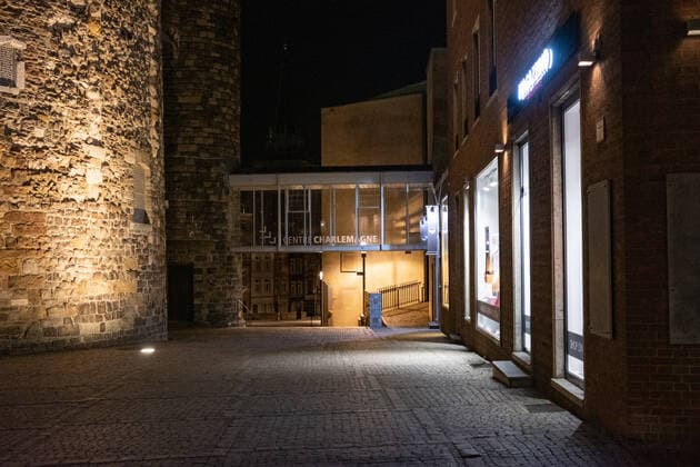 Like an abandoned city at the most central point of the city, the Katschhof. Aachen on Easter vigil between 10 p.m. and 11 p.m. In Aachen on April 3, 2021. GERMANY - AACHEN - EASTER Easter 2021 Covid Pandemic