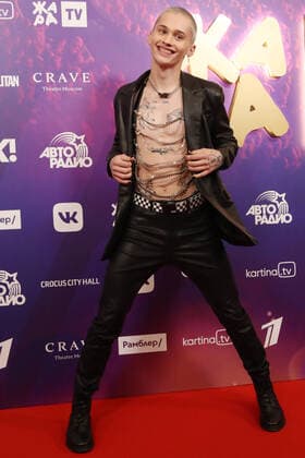 Entertainment Bilder des Tages MOSCOW REGION, RUSSIA - APRIL 4, 2021: Blogger, rapper Danya Milokhin poses for a photo before the 2021 Zhara Music Awards ceremony at the Crocus City Hall. Vyacheslav Prokofyev TASS  TS0FB878