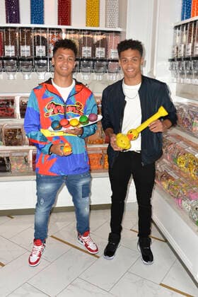 JNA at the pre dinner of virtual concert of JNA at Sugar Factory Los Angeles, 05 04 2021 Foto:xD.xStarbuckx xFuturexImage