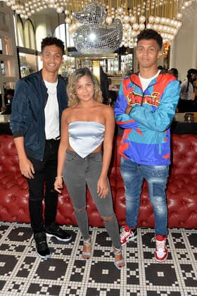 Amber M. and JNA at the pre dinner of virtual concert of JNA at Sugar Factory Los Angeles, 05 04 2021 Foto:xD.xStarbuckx xFuturexImage