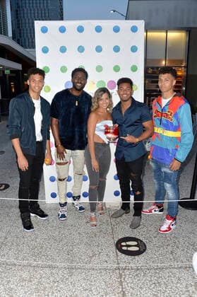 JNA, Derrick Henry, Amber M. and Cameron Armstrong at the Pre Dinner of virtual concert of JNA at Sugar Factory Los Angeles, 05 04 2021. Foto:xD.xStarbuckx xFuturexImage