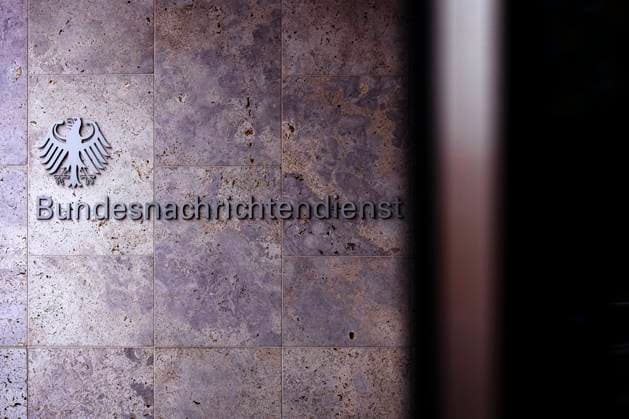 Hauptsitz des Bundesnachrichtendienst (BND) in Berlin, welcher zuvor in Pullach stationiert war. Der Bundesnachrichtendienst in Berlin ist neben dem Bundesamt für Verfassungsschutz und dem Militärischen Abschirmdienst einer der drei deutschen Nachrichtendienste des Bundes und als einziger deutscher Nachrichtendienst zuständig für die zivile und militärische Auslandsaufklärung. (Das Foto entstand mit Genehmigung des BND und unter Aufsicht des Teamleiters Öffentlichkeitsarbeit der BND Stabsstelle Kommunikation) Berlin, 01.04.2021 *** Headquarters of the Federal Intelligence Service BND in Berlin, which was previously stationed in Pullach The Federal Intelligence Service in Berlin is, along with the Federal Office for the Protection of Foto:xC.xHardtx xFuturexImage