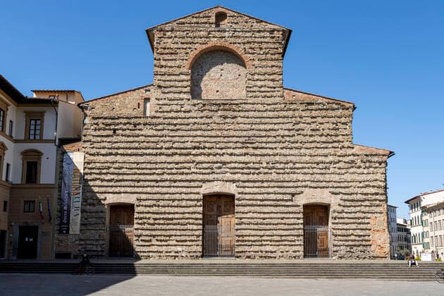 Italy: Covid19 lockdown in Florence Covid-19 lockdown in Italy, Florence is in the high-risk red zone, the square of the Basilica of San Lorenzo is deserted Florence Italy Copyright: FedericoxNeri