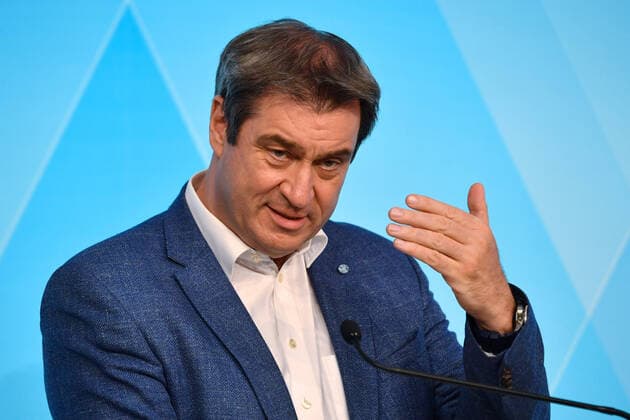Markus SOEDER Ministerpraesident Bayern und CSU Vorsitzender , gesture, single picture, cropped single motive, portrait, portrait press conference of the Bavarian state government after cabinet meeting on 07 04 2021 in the Prinz Carl Palais in Munich