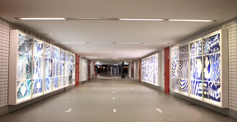 The deserted entrance to the underground station Hagenbecks Tierpark during the curfew in Hamburg after 21 oclock Stellingen Hamburg