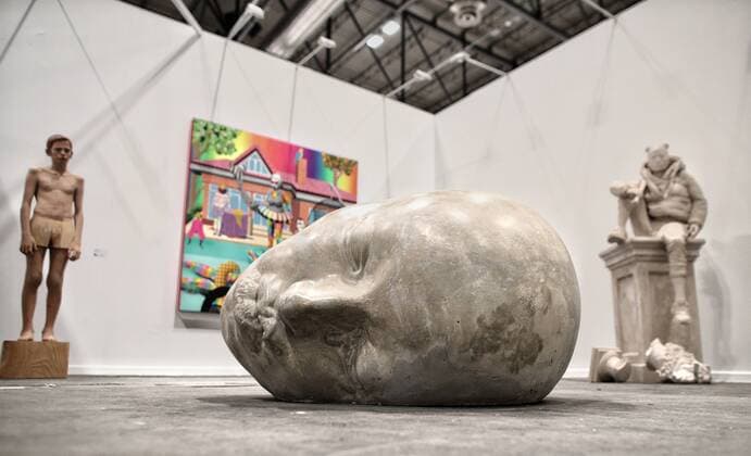 Bilder des Jahres 2021, Entertainment 04 April Entertainment Themen der Woche KW14 Entertainment Bilder des Tages One of the pieces that make up the work Museum Guide Tour , by Alejandro Monge, in the special edition of the fair Estampa , on April 8, 2021, in pavilion 6 of IFEMA, Madrid, (Spain). The celebration of this edition, which will feature the participation of 70 contemporary art galleries, with proposals from around 1,000 artists, will show an overview of the current art market in Spain. 08 APRIL 2021;IFEMA;ESTAMPA;ART;CONTEMPORARY ART;ART FAIR Eduardo Parra LagenciaEP 04 08 2021 MADRID MADRID Spain Copyright: xEduardoxParrax 3636087