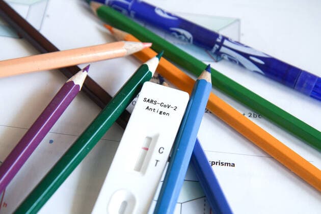 Elzach theme image test strategy, compulsory testing in school, rapid test, Corona self-test, SARS CoV 2 antigen test in the classroom theme image test strategy, Copyright: xFleigx xEibner-Pressefotox EP_dfg