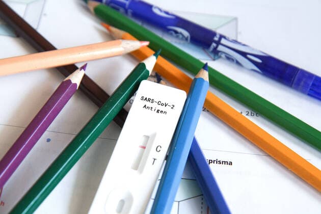 Elzach theme image test strategy, compulsory testing in school, rapid test, Corona self-test, SARS CoV 2 antigen test in the classroom theme image test strategy, Copyright: xFleigx xEibner-Pressefotox EP_dfg
