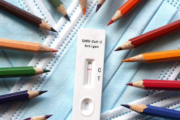 Elzach theme image test strategy, compulsory testing in school, rapid test, Corona self-test, SARS CoV 2 antigen test in the classroom theme image test strategy, Copyright: xFleigx xEibner-Pressefotox EP_dfg