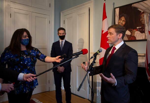 April 8, 2021, St. John s, NL, Canada: Newfoundland and Labrador Premier Andrew Furey speaks to media following the government s swearing in ceremony, at Government House in St. John s, Thursday, April 8, 2021. St. John s Canada  - ZUMAc35_ 20210408_zaf_c35_046 Copyright: xPaulxDalyx