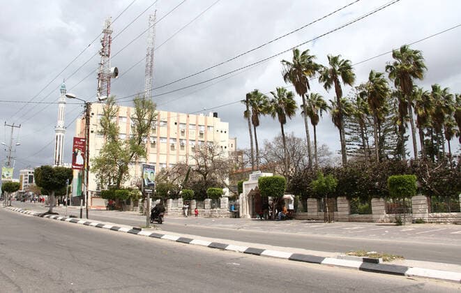 April 10, 2021, Gaza city, Gaza Strip, Palestinian Territory: The closed a Park during a lockdown following the outbreak of the coronavirus disease (COVID-19), in Gaza city, on April 10, 2021. New coronavirus cases were down today in the West Bank and Gaza Strip as the death toll remained high. Ministery of Health reported on the disease in Palestine that 438 new cases, 16 deaths, and 812 recoveries were recorded in the West Bank over the last 24 hours, while 1064 new cases, 10 deaths, and 600 recoveries were recorded in the Gaza Strip Gaza city Palestinian Territory - ZUMAap3_ 20210410_zaf_ap3_004 Copyright: xMahmoudxAjjourx