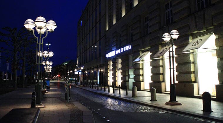 Empty street at the Rathausmarkt after the beginning of the curfew at 9 p.m. Old Town Hamburg