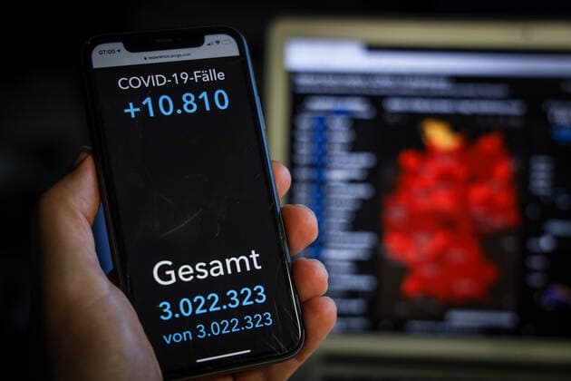 Coronavirus in Germany Covid 19 Dashboard of the Robert Koch Institute 13 04 2021 Robert Koch Institute 7 days Incidence 140.9 7 days Number of cases 117 206 COVID 19 cases 3 022 323 Addition by 10 810 compar