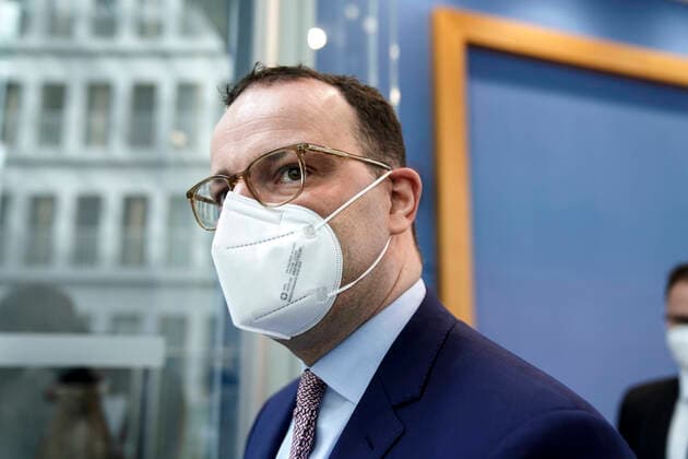 Federal Press Conference, Current Corona Situation Current, 15 04 2021, Berlin, Federal Minister of Health Jens Spahn in the portrait at leave the Federal Press Conference after the press conference on the topic Current Corona Situation Berlin Berlin Germany