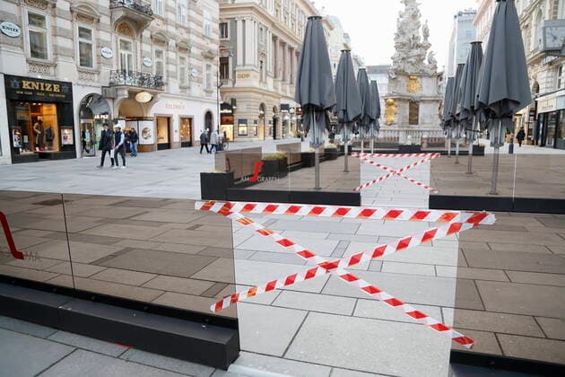 Vienna Corona crisis 4 hard lockdown Extended Easter rest Vienna, 15 4 2021 Corona pandemic, Corona, Corona virus, CoV 2, Covid 19, Sars, virus, virus in AVN101002480084