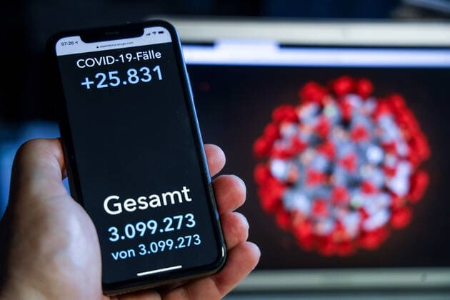 Coronavirus in Germany Covid 19 Dashboard of the Robert Koch Institute 16 04 2021 Robert Koch Institute 7 days Incidence 160.1 7 days Number of cases 133 181 COVID 19 Cases 3 099 273 Addition of 25 831 compared to previous day COVID 19 Deaths 79 628 Addition of 247 compared to previous day