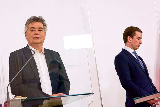 Vienna 16 04 2021 Coronavirus crisis After the talks with experts, the opposition and the governors, there was a press conference in the Federal Chancellery in the afternoon PHOTO v L Vice Chancellor Werner Kogler Greens , Federal Chancellor Sebastian Kurz ÖVP during
