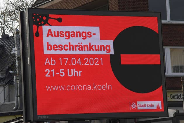 Cologne, corona time, exit lockdown, exit restriction in cologne from 17 04 2021 from21 5 pm, 16 04 2021, Cologne,