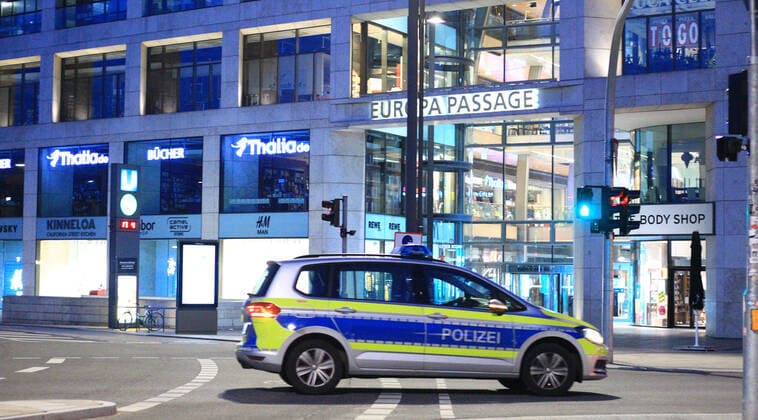 Deserted Hamburg city centre during curfew Hamburg city centre