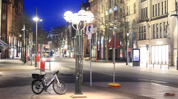 Deserted shopping street Mönckebergstraße in Hamburg city centre during curfew Hamburg city centre