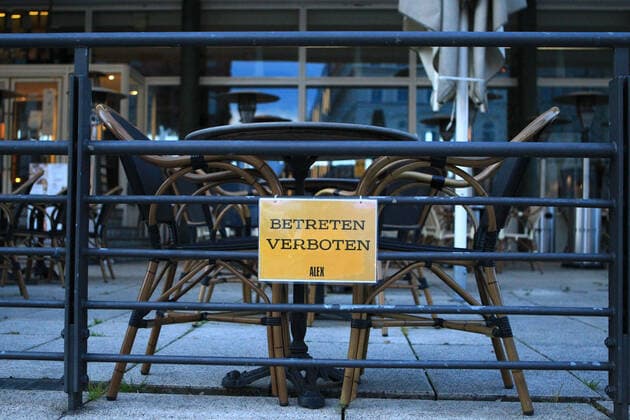 A sign at the ALEX in the Alsterpavillon at Jungernstieg in Hamburg indicates that it is forbidden to enter the premises The restaurant is closed during the lockdown Downtown Hamburg