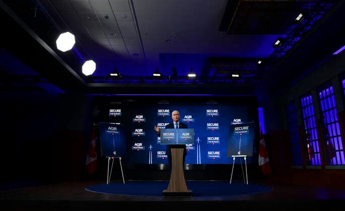 April 22, 2021, Ottawa, on, Canada: Conservative leader Erin O Toole holds a press conference in Ottawa on Thursday, April 22, 2021. Ottawa Canada  - ZUMAc35_ 20210422_zaf_c35_005 Copyright: xSeanxKilpatrickx