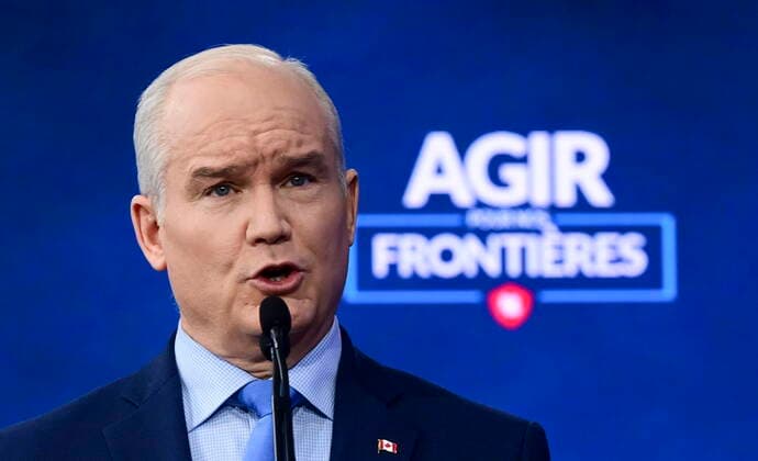 April 22, 2021, Ottawa, on, Canada: Conservative leader Erin O Toole holds a press conference in Ottawa on Thursday, April 22, 2021. Ottawa Canada  - ZUMAc35_ 20210422_zaf_c35_008 Copyright: xSeanxKilpatrickx
