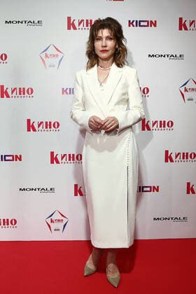 MOSCOW, RUSSIA - APRIL 23, 2021: Actress Svetlana Kamynina poses for a photograph as she arrives for an Avans award ceremony at the 43rd Moscow International Film Festival. Avans is an award presented annually by Kinoreporter magazine to young film actors. Valery Sharifulin TASS  TS0FDE01