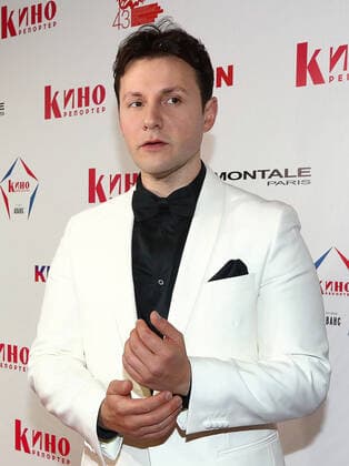 MOSCOW, RUSSIA - APRIL 23, 2021: Actor Vyacheslav Manucharov attends an Avans award ceremony at the 43rd Moscow International Film Festival. Avans is an award presented annually by Kinoreporter magazine to young film actors. Valery Sharifulin TASS  TS0FDE07