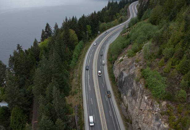 April 23, 2021, Lions Bay, BC, Canada: Motorists travel on the Sea-to-Sky highway between Horseshoe Bay and Lions Bay, B.C., on Friday, April 23, 2021. Non-essential travel is being restricted between three regional zones in British Columbia to try and curb the spread of COVID-19. Lions Bay Canada  - ZUMAc35_ 20210423_zaf_c35_072 Copyright: xDarrylxDyckx