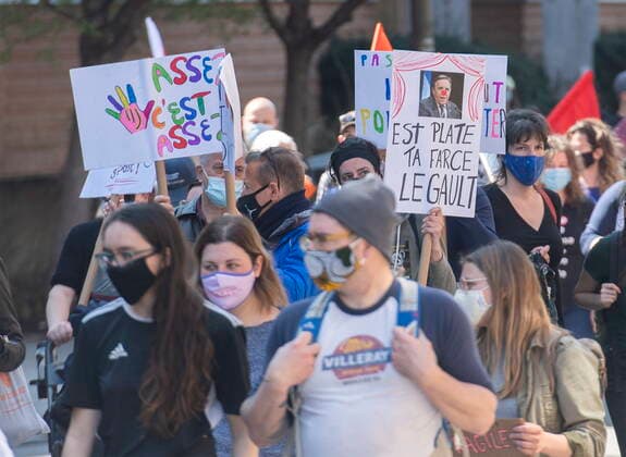 April 24, 2021, Montreal, PQ, Canada: People take part in a demonstration calling for more social and affordable housing in Montreal, Saturday, April 24, 2021. Montreal Canada  - ZUMAc35_ 20210424_zaf_c35_015 Copyright: xGrahamxHughesx