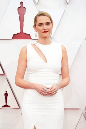 OscarÂ® nominee Jena Friedman arrives on the red carpet of The 93rd OscarsÂ® at Union Station in Los Angeles, CA on Sunday, April 25, 2021. Los Angeles CA USA  Copyright: xMattxPetitx 34135344THA