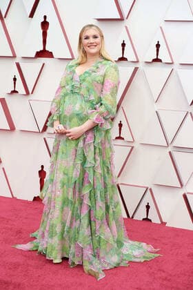 April 25, 2021, Los Angeles, California, USA: Oscar nominee EMERALD FENNELL arrives on the red carpet of The 93rd Oscars at Union Station. Los Angeles USA  - ZUMA 20210425_mda_z03_190 Copyright: xMattxPetitx
