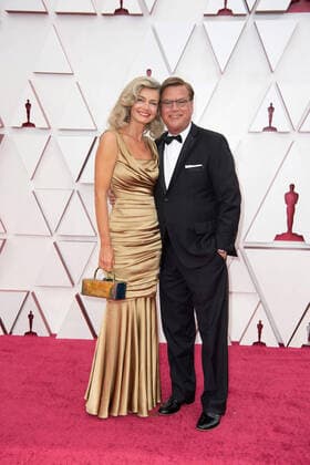 OscarÂ® nominee Aaron Sorkin (L) and Paulina Porizkova arrive on the red carpet of The 93rd OscarsÂ® at Union Station in Los Angeles, CA on Sunday, April 25, 2021. Los Angeles CA USA  Copyright: xMattxPetitx 34135463THA