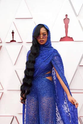 OscarÂ® nominee H.E.R. arrives on the red carpet of The 93rd OscarsÂ® at Union Station in Los Angeles, CA on Sunday, April 25, 2021. Los Angeles CA USA  Copyright: xMattxPetitx 34135616THA