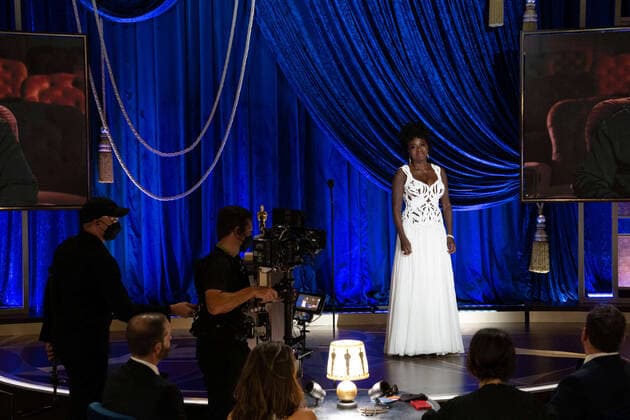 Viola Davis presents the Gene Hersholt Humanitarian Award during the live ABC Telecast of The 93rd OscarsÂ® at Union Station in Los Angeles, CA on Sunday, April 25, 2021. Los Angeles CA USA  Copyright: xToddxWawrychukx 341351007THA
