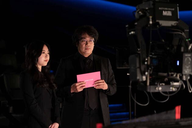 Bong Joon Ho presents the Oscars with interpreter Sharon Choi for Directing during the live ABC Telecast of The 93rd Oscars at Union Station in Los Angeles, CA on Sunday, April 25, 2021. Los Angeles CA USA  Copyright: xJaehyukxLeex 341351031THA