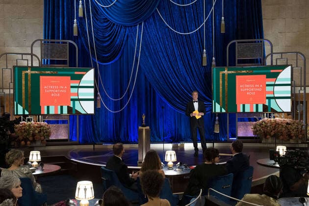Brad Pitt presents the Oscars for Actress in a Supporting Role during the live ABC Telecast of The 93rd Oscars at Union Station in Los Angeles, CA on Sunday, April 25, 2021. Los Angeles CA USA  Copyright: xToddxWawrychukx 34135941THA