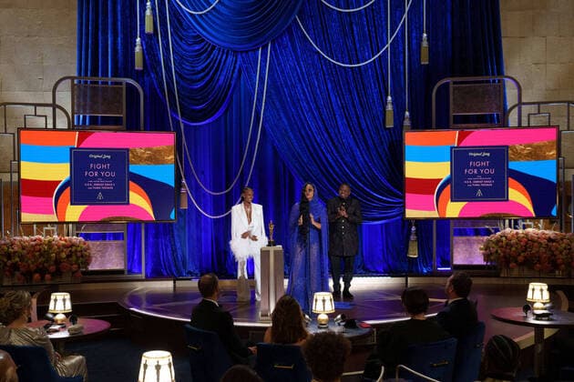 Tiara Thomas, H.E.R. and Dernst Emile, II accept the Oscars for Original Song during the live ABC Telecast of The 93rd Oscars at Union Station in Los Angeles, CA on Sunday, April 25, 2021. Los Angeles CA USA  Copyright: xToddxWawrychukx 34135957THA