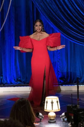 Angela Bassett presents during the live ABC Telecast of The 93rd Oscars at Union Station in Los Angeles, CA on Sunday, April 25, 2021. Los Angeles CA USA  Copyright: xToddxWawrychukx 34135987THA