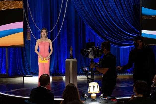 Rene Zellweger presents the Oscars for Actress in a Leading Role during the live ABC Telecast of The 93rd Oscars at Union Station in Los Angeles, CA on Sunday, April 25, 2021. Los Angeles CA USA  Copyright: xToddxWawrychukx 34135991THA