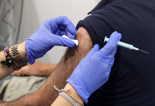 April 26, 2021, Barcelona, Catalonia, Spain Massive vaccination pilot test at the Fira de Barcelona, where 1,000 people have been vaccinated against  JoanxValls