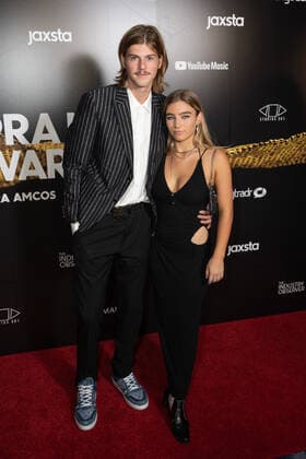 2021 APRA MUSIC AWARDS, Ruel and guest attending The APRA Music Awards, in Sydney, Wednesday, April 28, 2021. ( NO ARCHIVING, EDITORIAL USE ONLY, NO USE IN BOOKS WITHOUT CONSENT SYDNEY NEW SOUTH WALES AUSTRALIA  Copyright: xJAMESxGOURLEYx 20210428001538213441