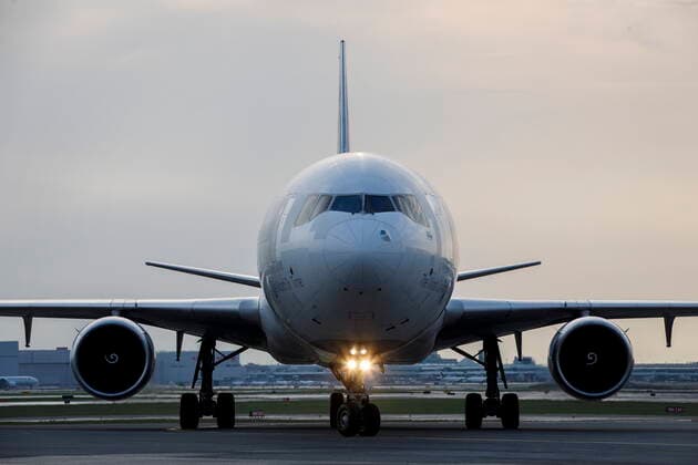 April 28, 2021, Toronto, on, Canada: A cargo plane arrives with a shipment of Moderna COVID-19 vaccines at the FedEx hub in Toronto, Wednesday, April 28, 2021. Toronto Canada  - ZUMAc35_ 20210428_zaf_c35_004 Copyright: xColexBurstonx